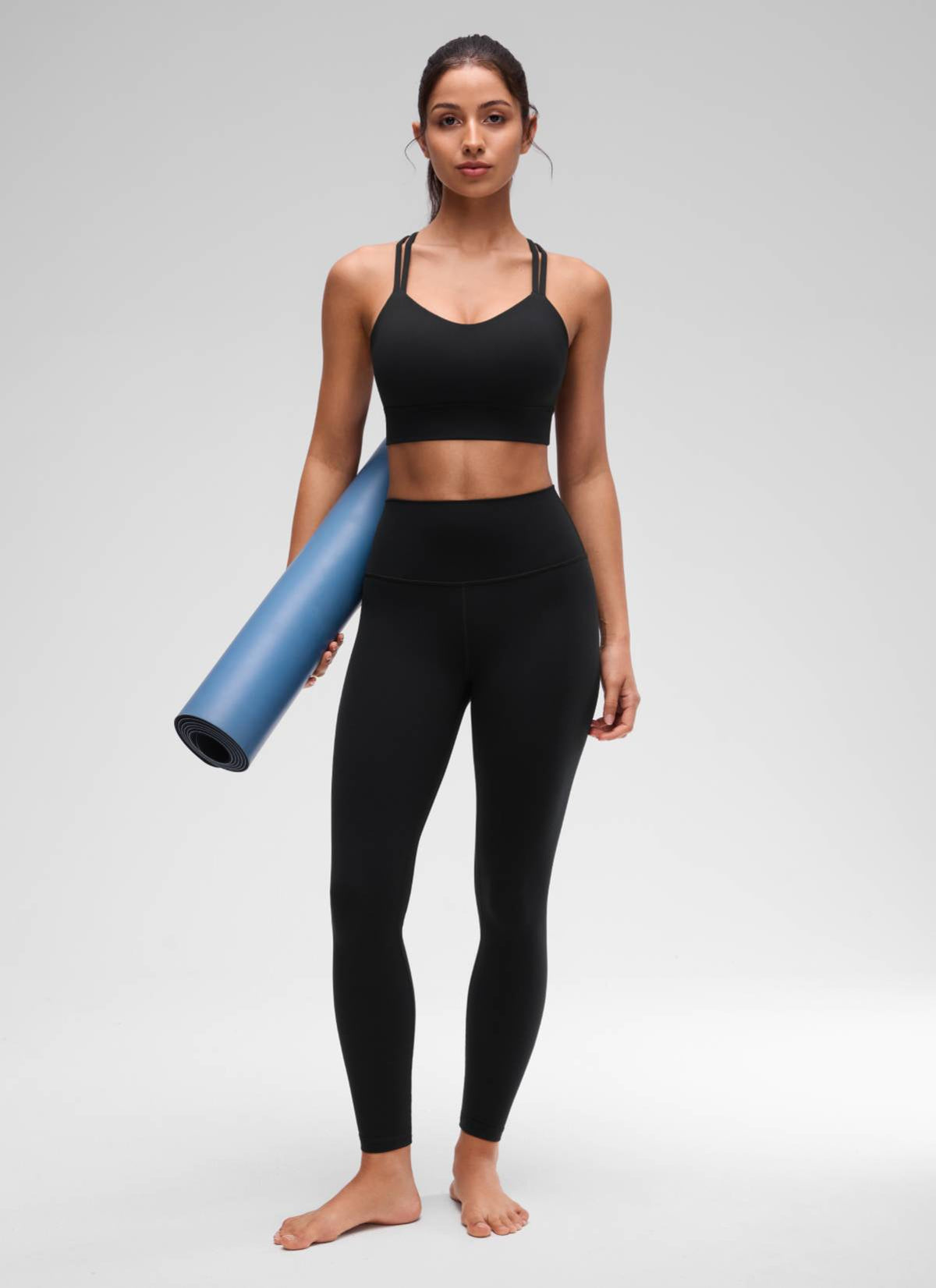 CRZ YOGA Womens Butterluxe Strappy Longline Criss Cross Molded Cup Bra Black @model_info:Maysa