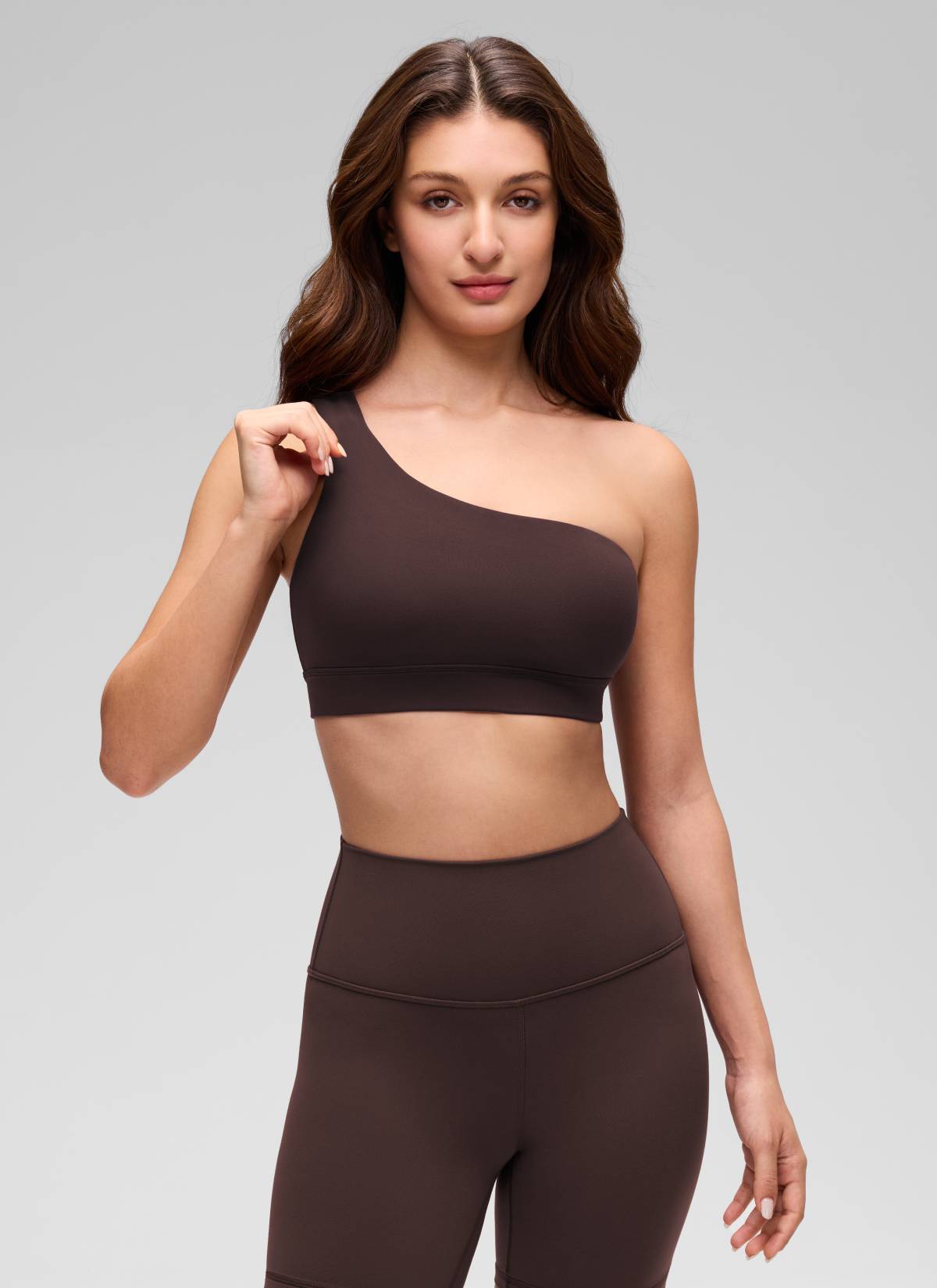 CRZ YOGA Butterluxe Womens One Shoulder Sports Bra Asymmetrical Padded Hot Fudge Brown @model_info:Inga