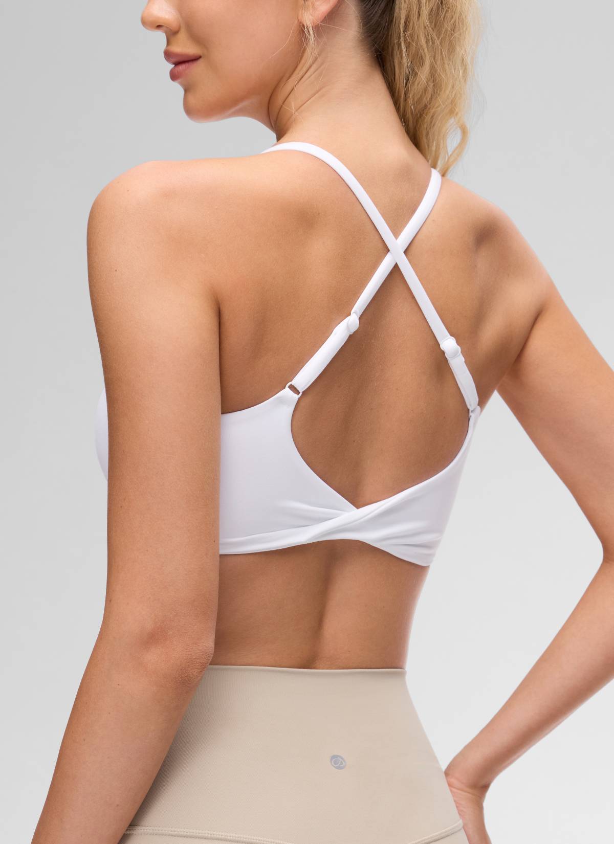 CRZ YOGA Women's Butterluxe Yoga Scoop Neck Twist Cross Back Sport Bra White