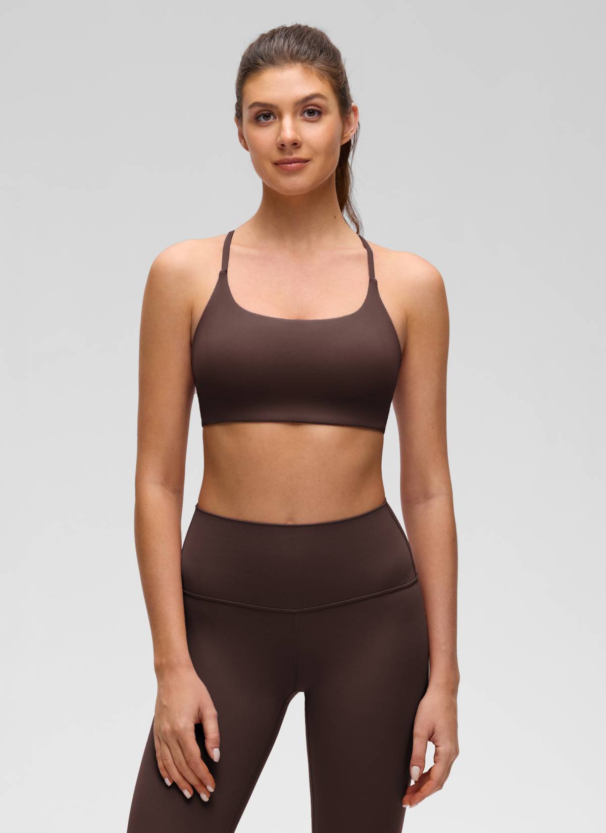 CRZ YOGA Women's Butterluxe Yoga Scoop Neck Twist Cross Back Sport Bra Hot Fudge Brown @model_info:Gelya