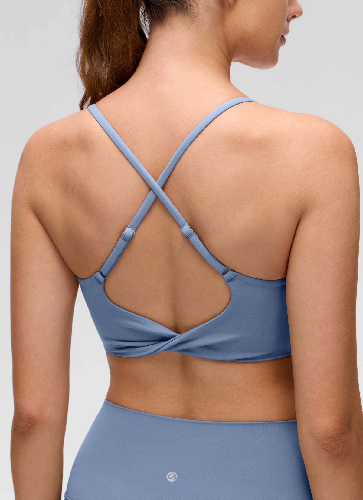 CRZ YOGA Women's Butterluxe Yoga Scoop Neck Twist Cross Back Sport Bra Washed Denim