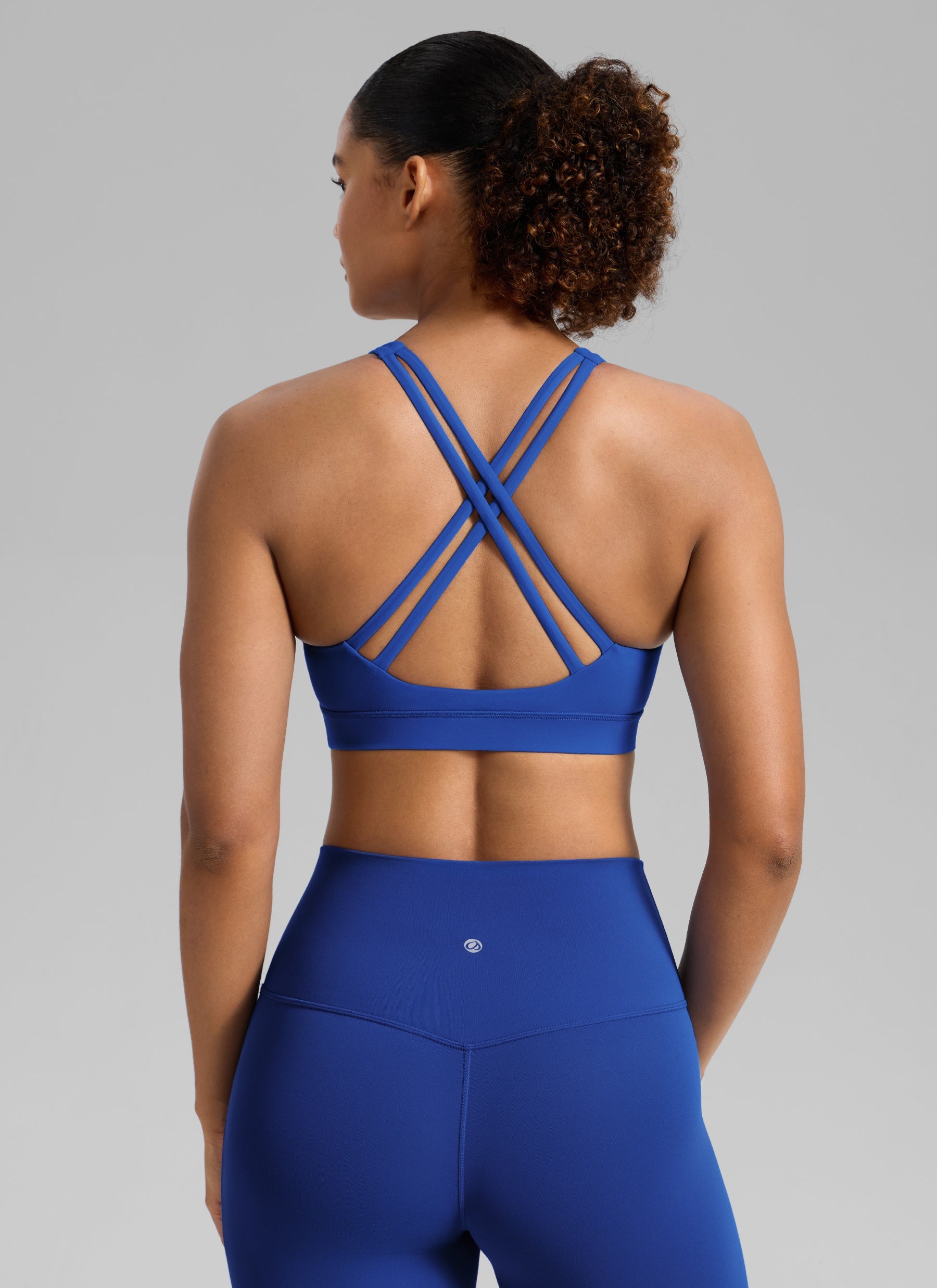 CRZ YOGA Women's Nakedfeel Training U Neck Criss Cross Back Sports Bra Waves Blue
