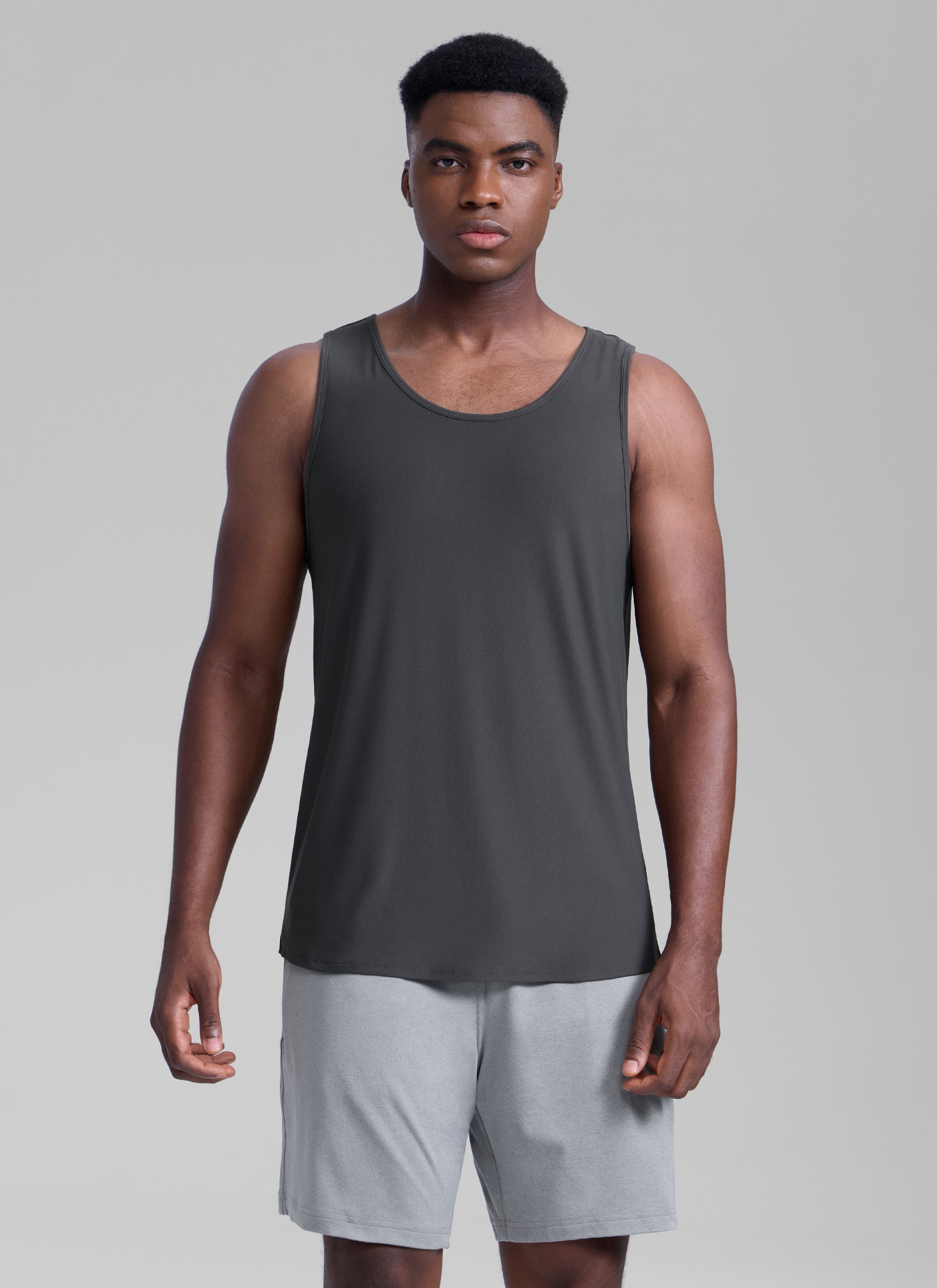 CRZ YOGA Men's Train Classic Fit Quick Dry Sleeveless Tank Light grayish blue