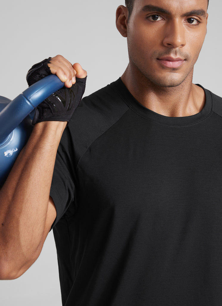 CRZ YOGA Men's Training Classic Fit Shirts Mech Short Sleeves Black