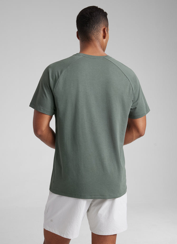 CRZ YOGA Men's Training Classic Fit Shirts Mech Short Sleeves Dark Carbon