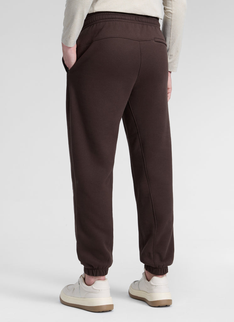 CRZ YOGA Mens Classic Fit Zipper Pockets Sweatpants 30" Hot Fudge Brown