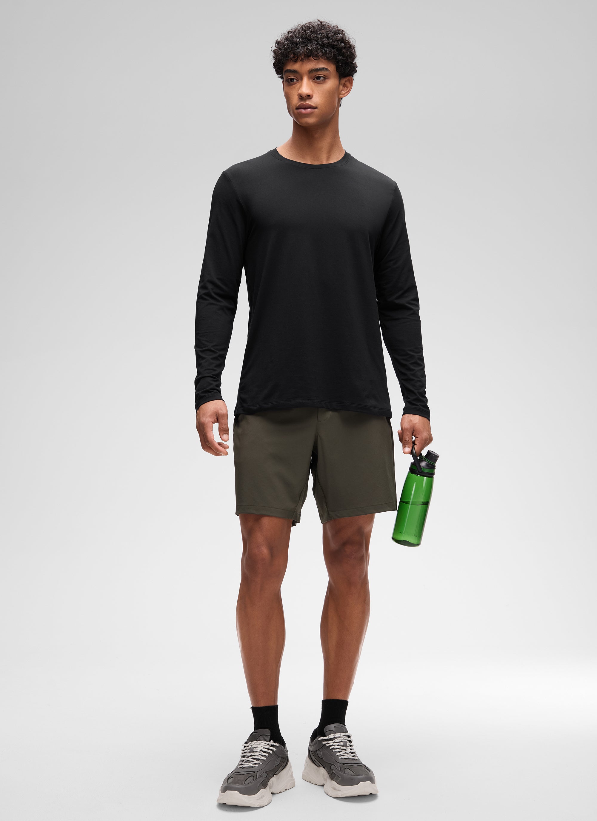 CRZ YOGA Man's Cotton-Blend Workout Crew Neck Classic Fit Long Sleeves Black