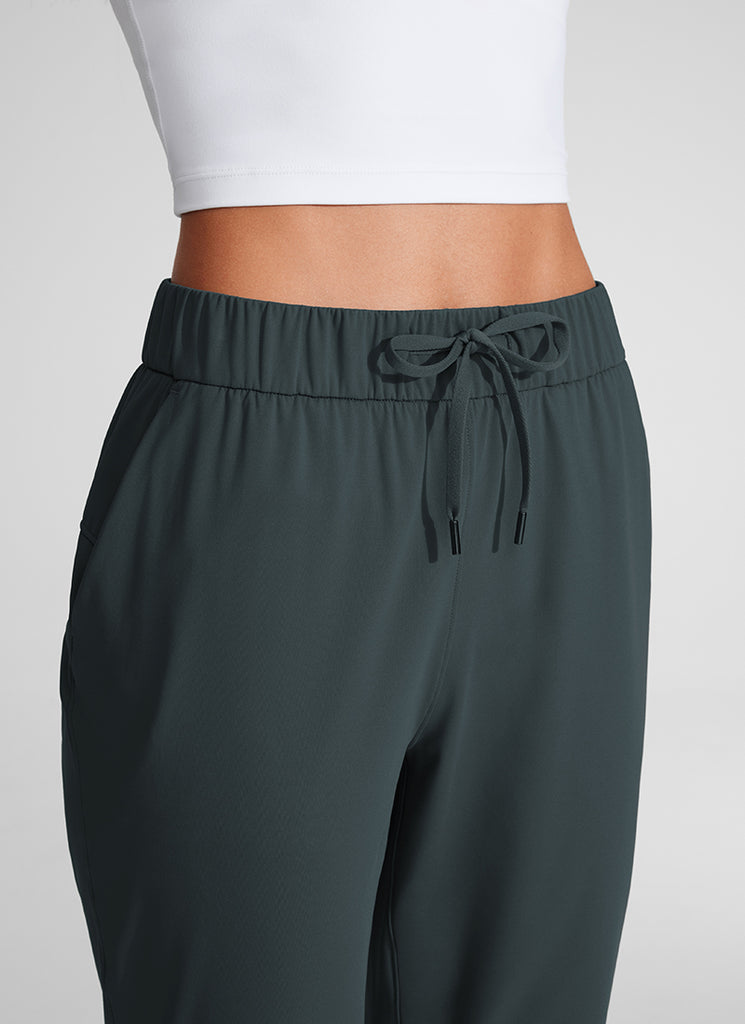 CRZ YOGA Women's Travel Slim Fit Stretch Drawstring 7/8 Pants 27'' Melanite