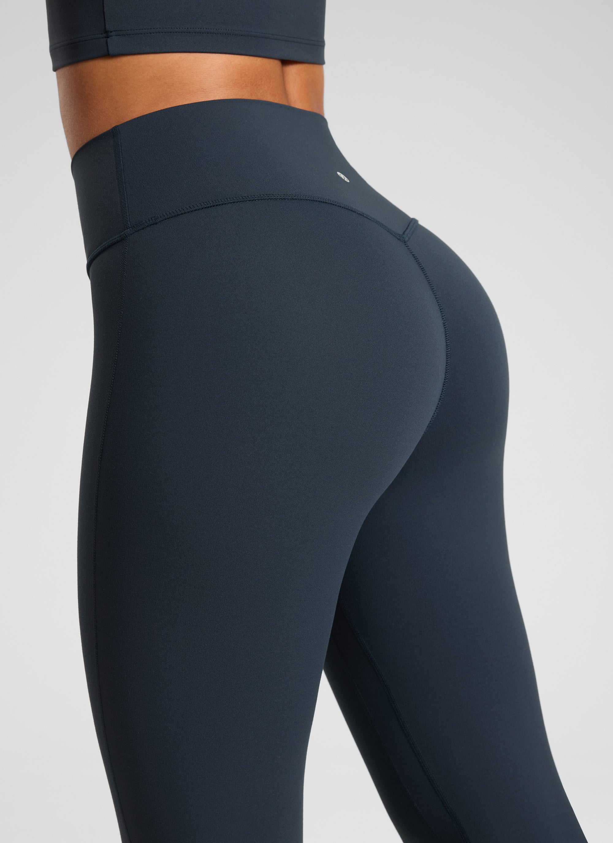 CRZ YOGA Women's Butterlift Hidden Scrunch Butt Flare Leggings 31