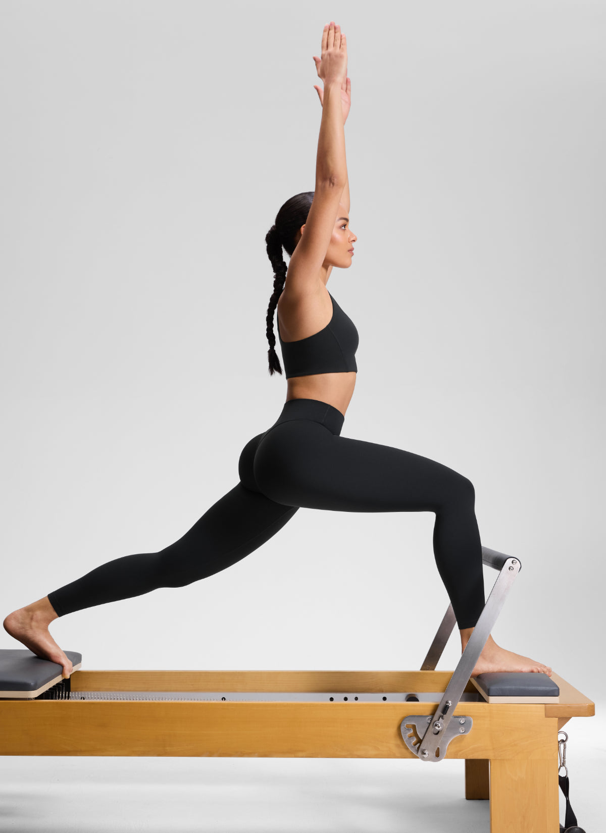 CRZ YOGA Softretch Secretsculpt™ Minor High Rise Front Seam Legging Black @model_info:Fiona