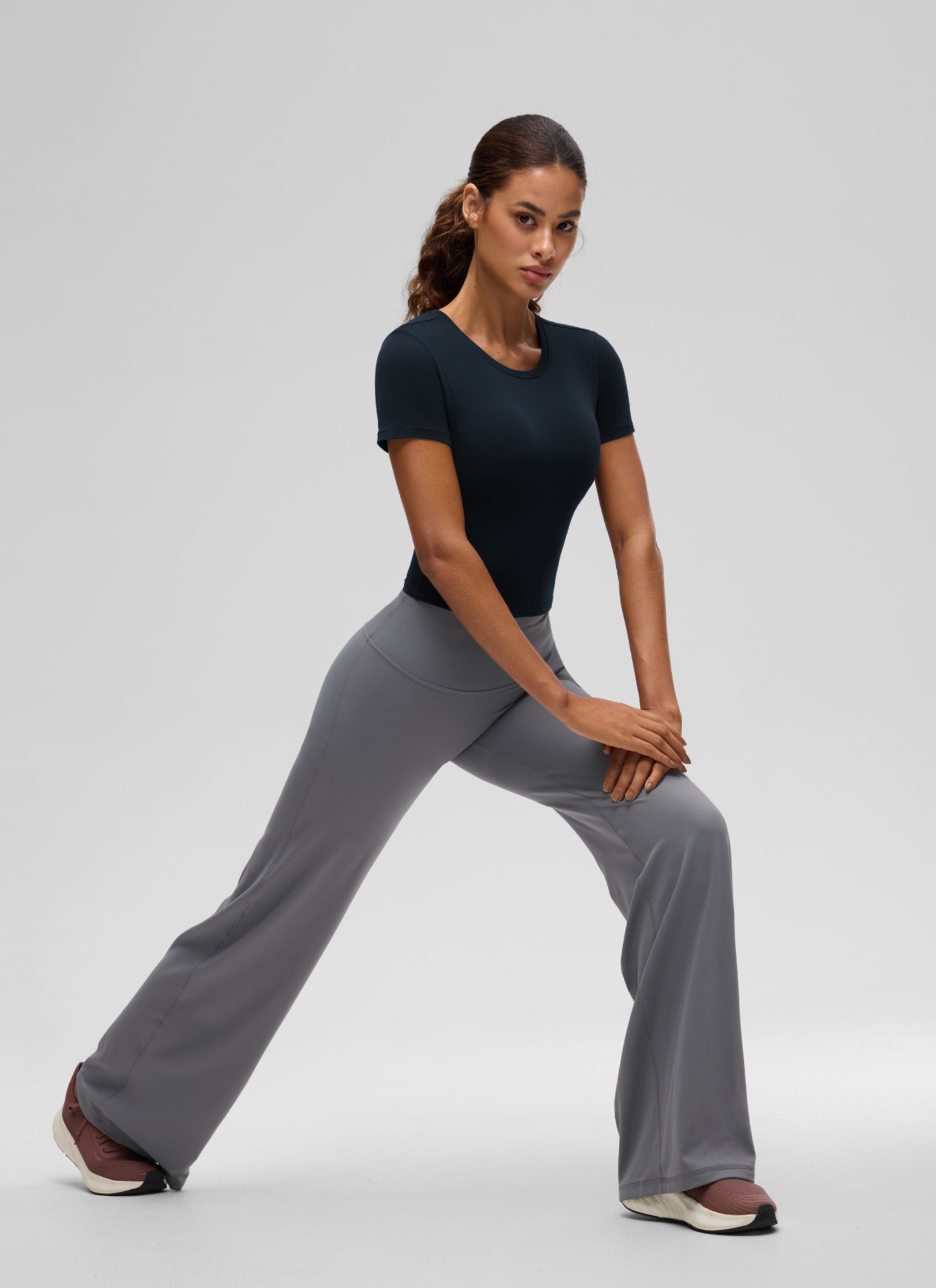 CRZ YOGA Women's Softembrace Casual Crewneck Crop Short Sleeve True Navy @model_info:J