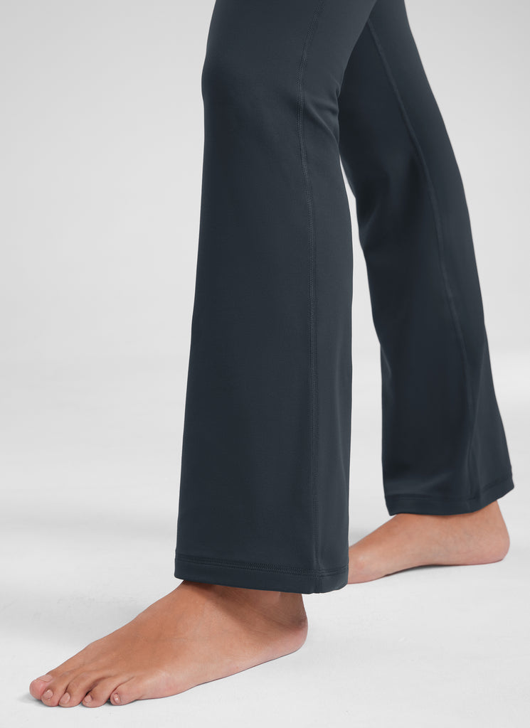 CRZ YOGA Women's Yoga High Waist Butterluxe Flare Pocket Leggings 29" True Navy