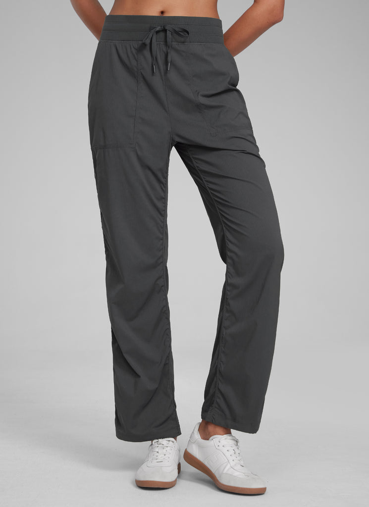 CRZ YOGA Women's Lightweight Straight Leg Workout Pocket Pants 28" Black