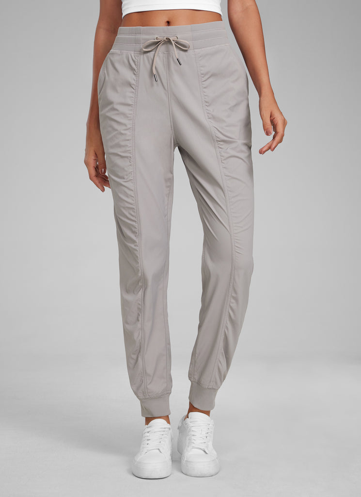 CRZ YOGA Women's Travel Classic Fit Striped Joggers 28'' Ruched Dark Chrome