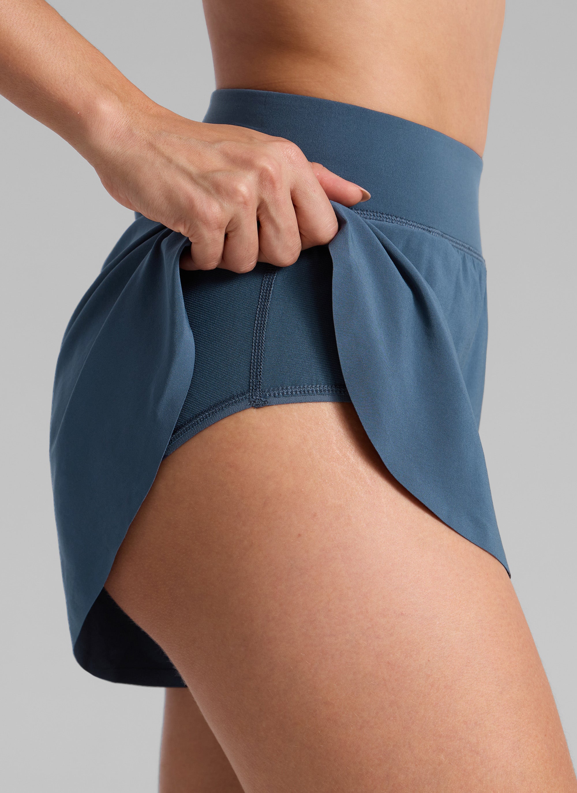 CRZ YOGA Women's Running High Rise Mesh Lined Shorts 3'' Workout Short Stelindigo