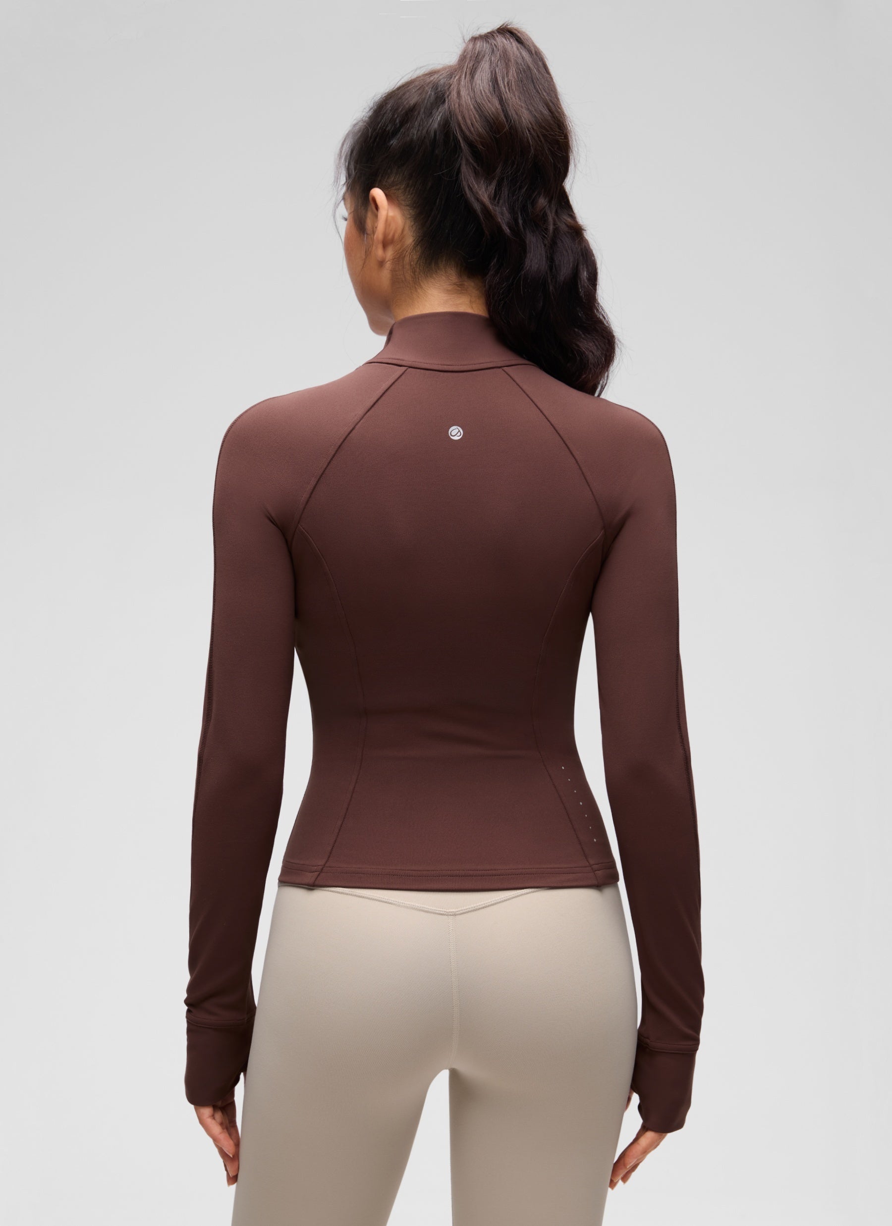CRZ YOGA Women's Butterluxe Cropped Pocket Outerwear Full Zip Jackets Taupe @model_info:Liss