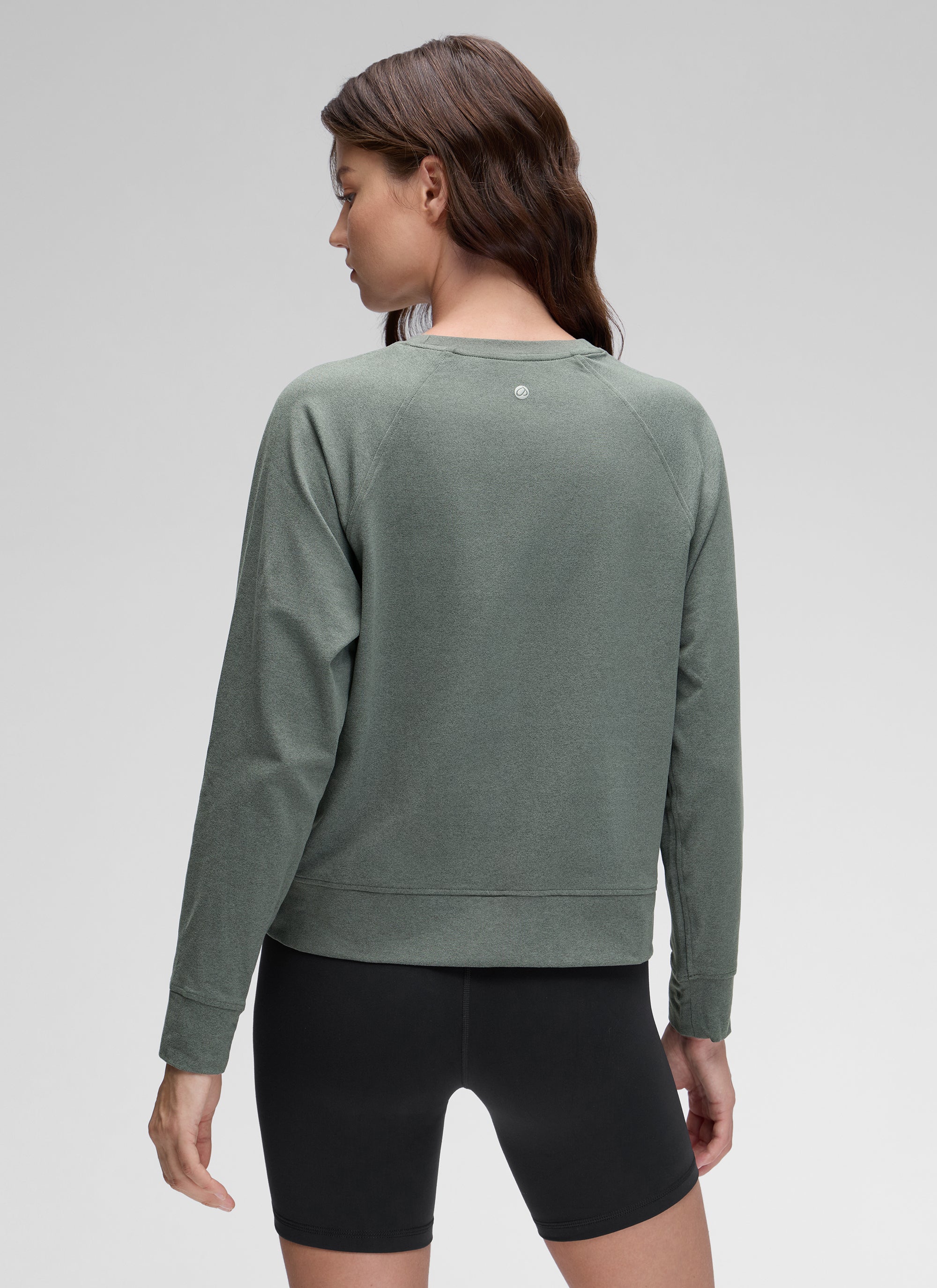 CRZ YOGA Women Casual Lightweight Relaxed Fit Long Sleeves Crew Neck Mojave Tan